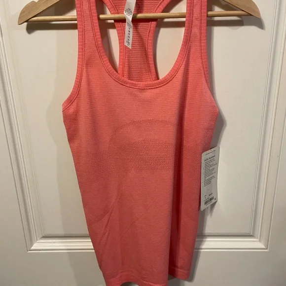 LULULEMON SWIFTLY TECH RACERBACK - Picture 1 of 9